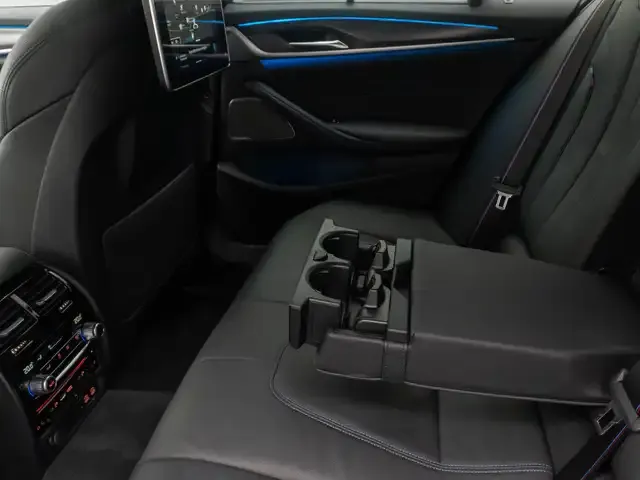 BMW 530