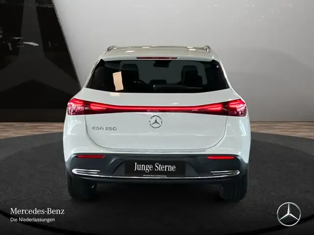 Mercedes-Benz EQA 250