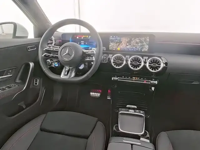 Mercedes-Benz A 35 AMG