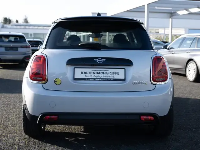 MINI Cooper SE