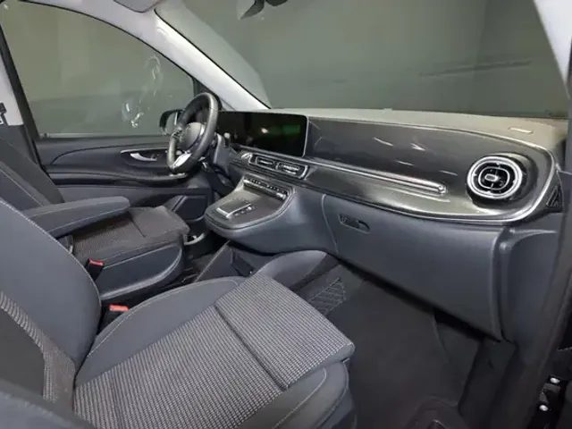 Mercedes-Benz EQV 300