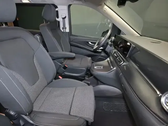 Mercedes-Benz EQV 300