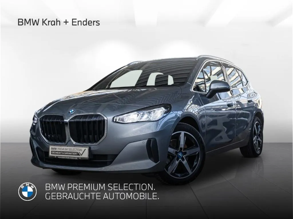 BMW 225