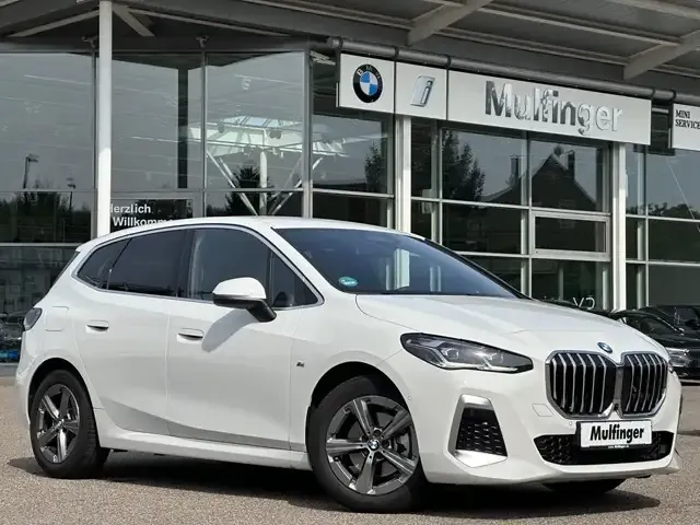 BMW 220