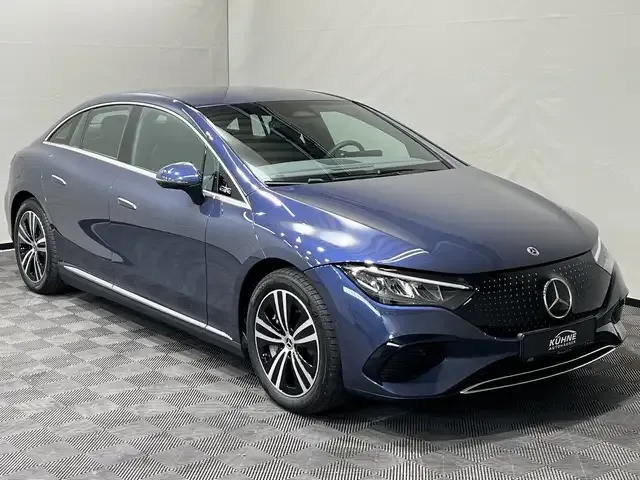Mercedes-Benz EQE 300