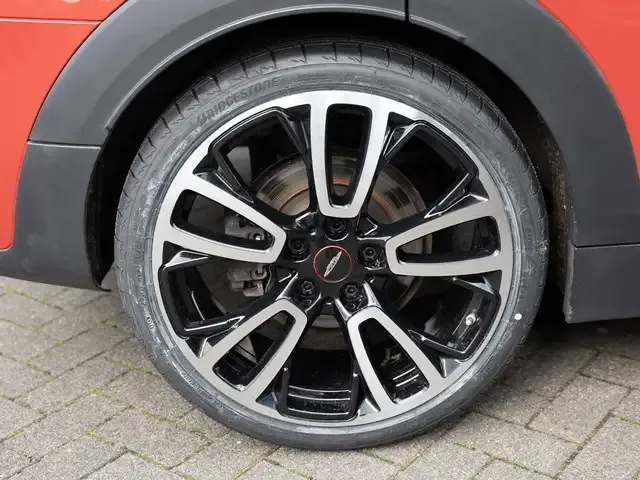 MINI Cooper Clubman