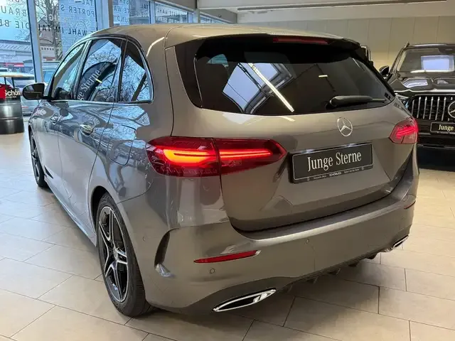 Mercedes-Benz B 250