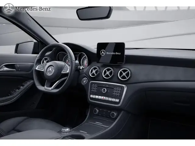 Mercedes-Benz GLA 220