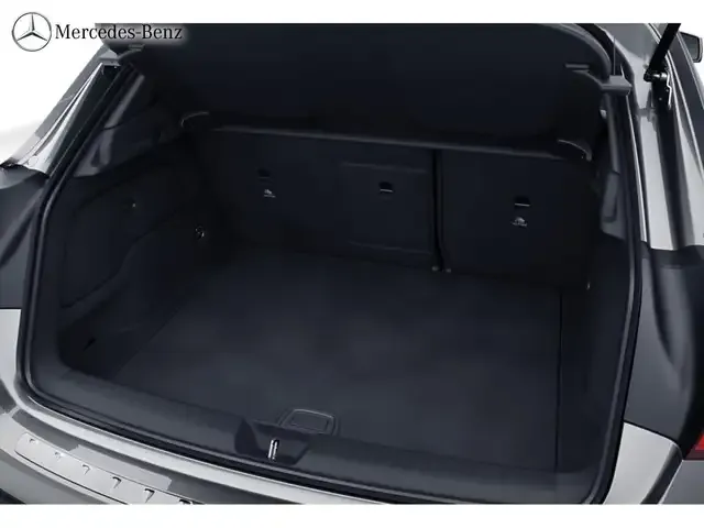 Mercedes-Benz GLA 220