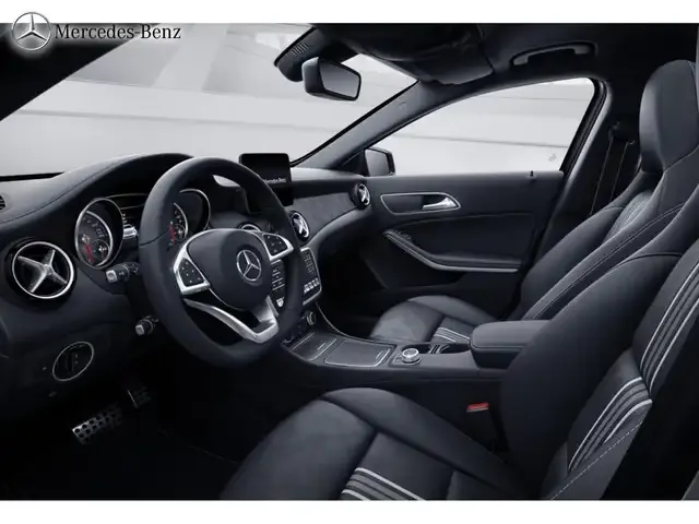 Mercedes-Benz GLA 220