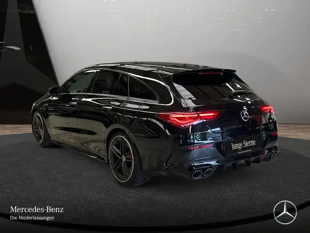 Mercedes-Benz CLA 45 AMG