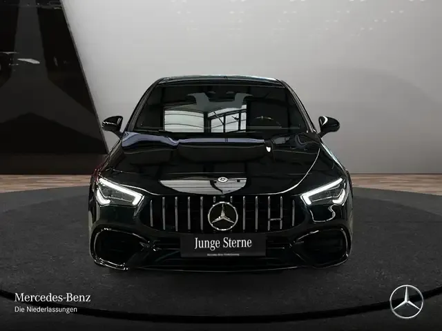 Mercedes-Benz CLA 45 AMG