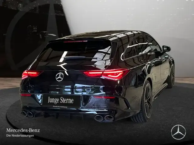 Mercedes-Benz CLA 45 AMG