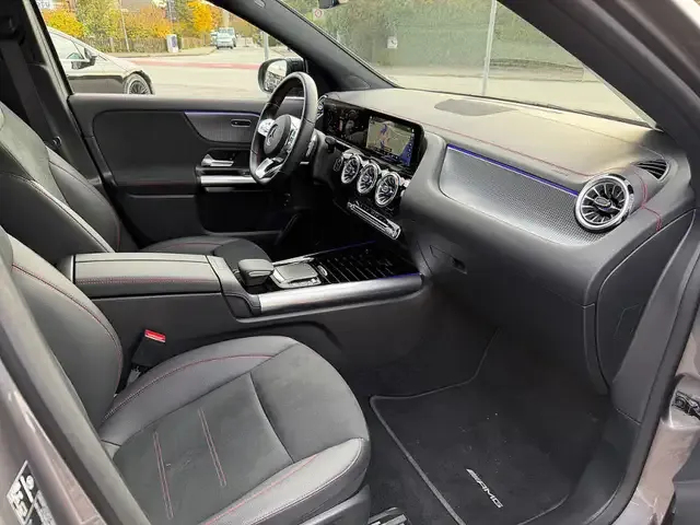 Mercedes-Benz EQA 300