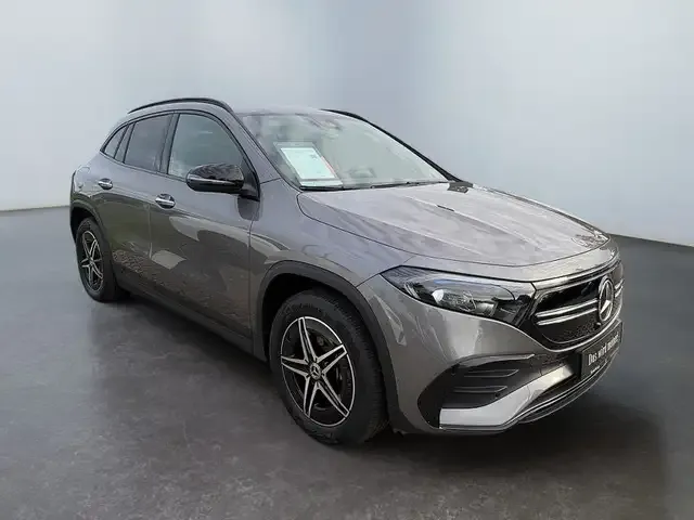 Mercedes-Benz EQA 300