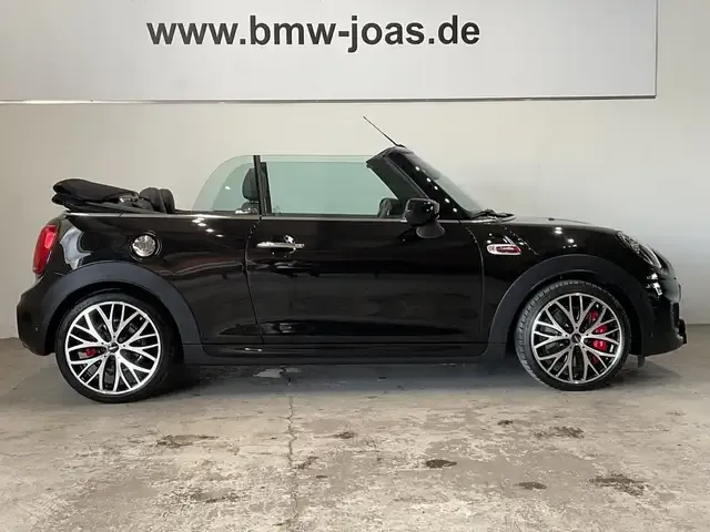 MINI John Cooper Works Cabrio
