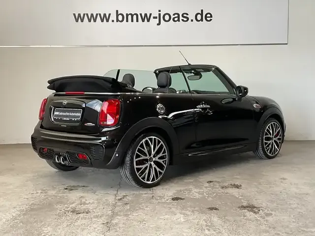 MINI John Cooper Works Cabrio