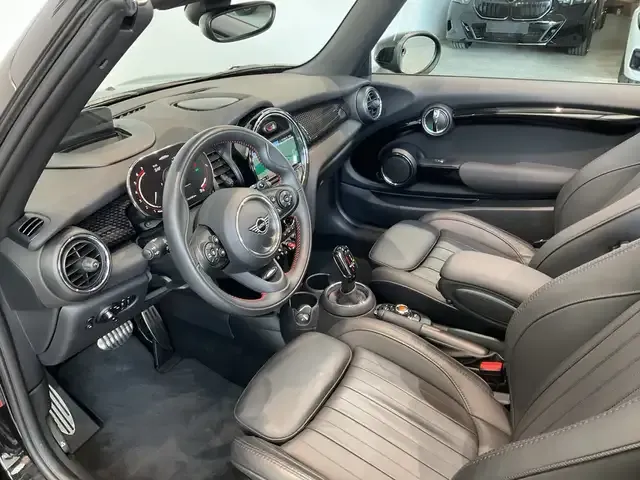 MINI John Cooper Works Cabrio
