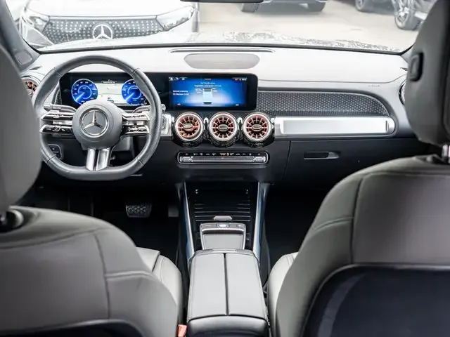 Mercedes-Benz EQB 300