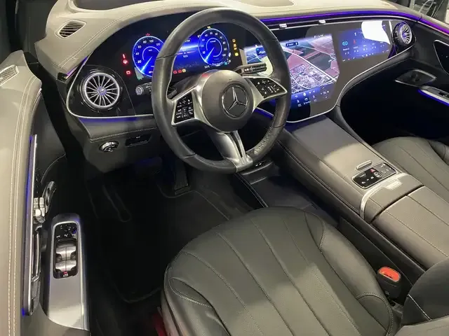 Mercedes-Benz EQE SUV