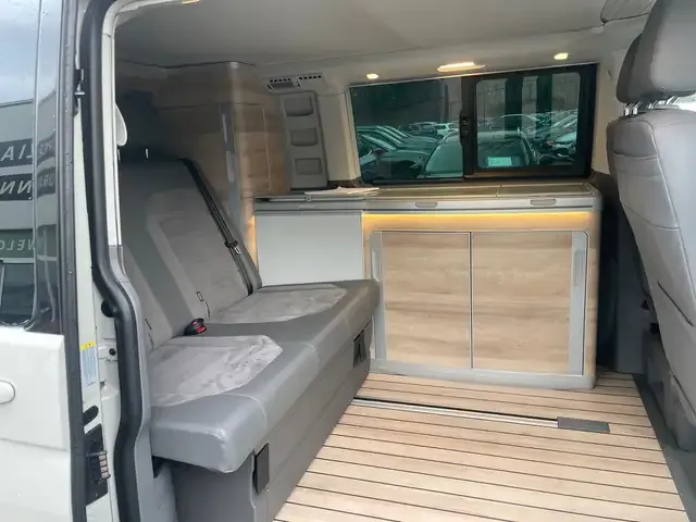 Volkswagen T6.1 California