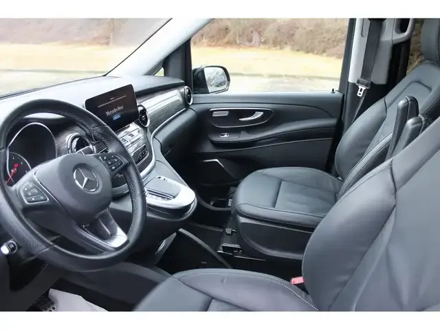Mercedes-Benz V 300