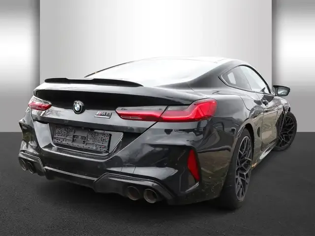 BMW M8