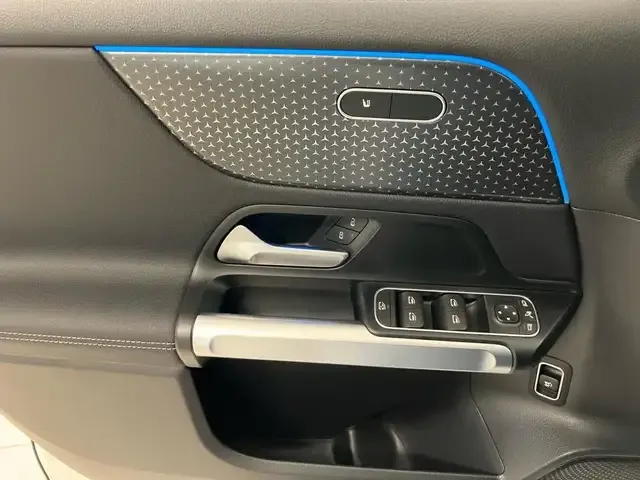 Mercedes-Benz EQB 350