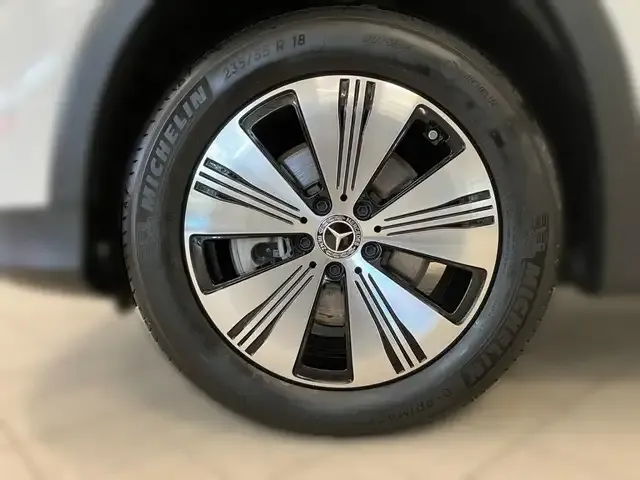 Mercedes-Benz EQB 350
