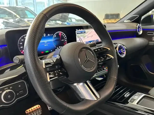 Mercedes-Benz CLA 250
