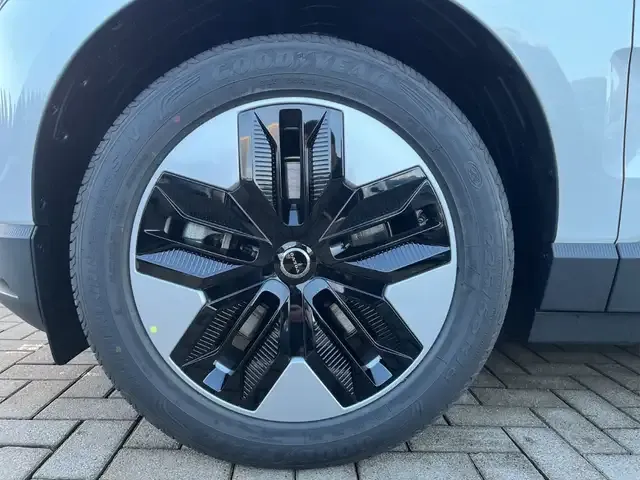 Volvo EX30