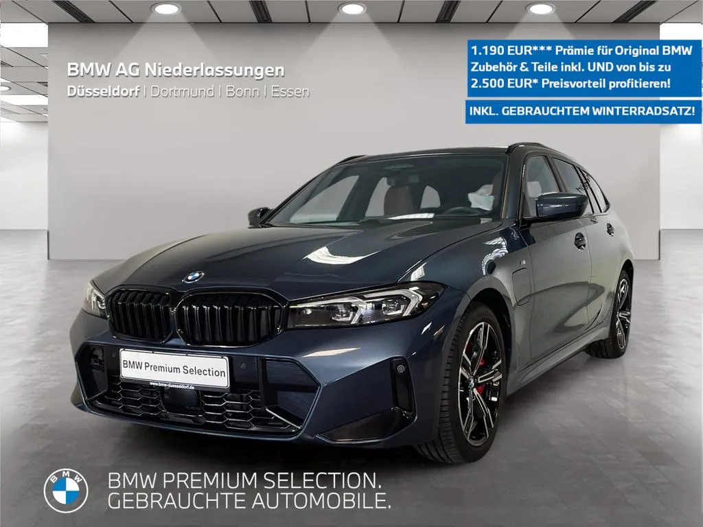 BMW 330