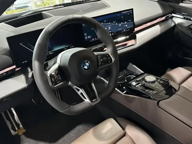 BMW i5