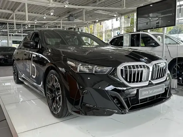 BMW i5
