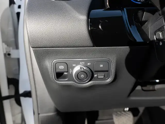 Mercedes-Benz EQA 300