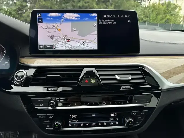 BMW 540