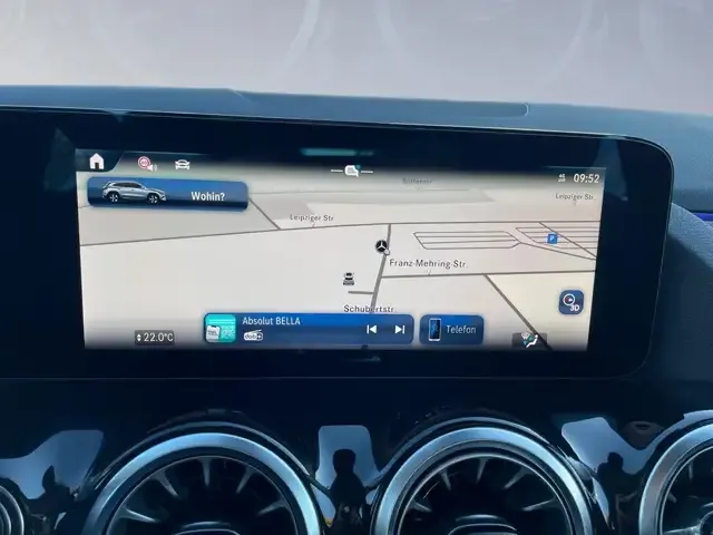 Mercedes-Benz GLA 200