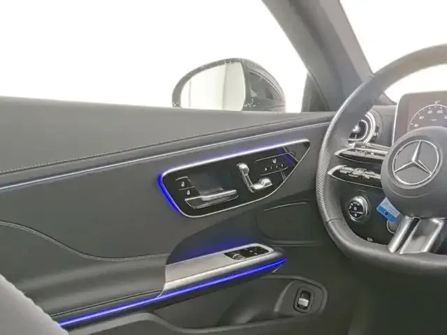 Mercedes-Benz CLE 300