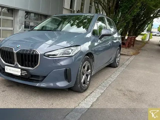 BMW 220