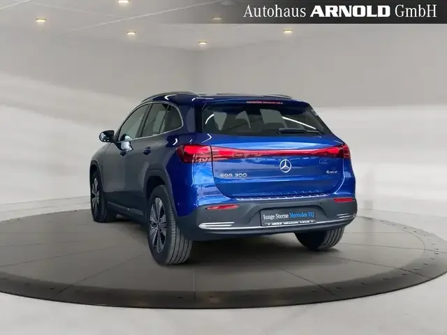 Mercedes-Benz EQA 300