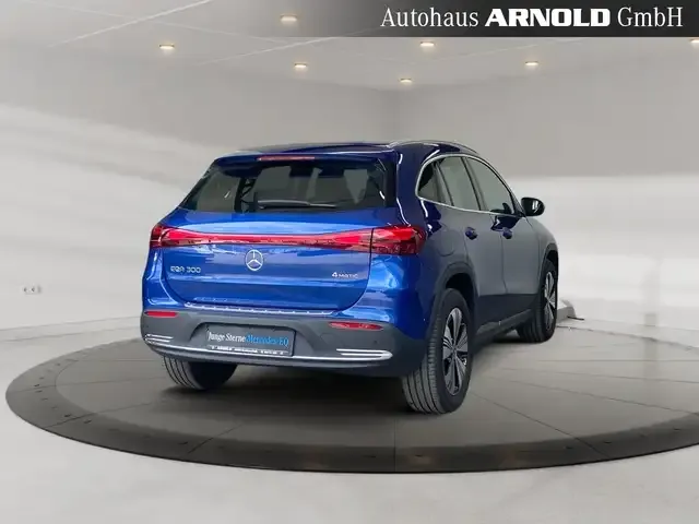 Mercedes-Benz EQA 300