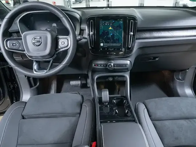Volvo C40