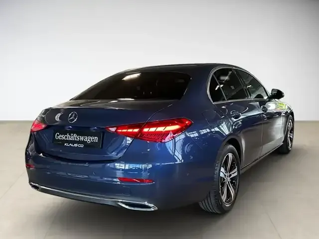 Mercedes-Benz C 220