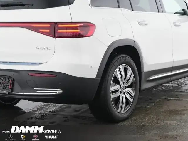 Mercedes-Benz EQB 300