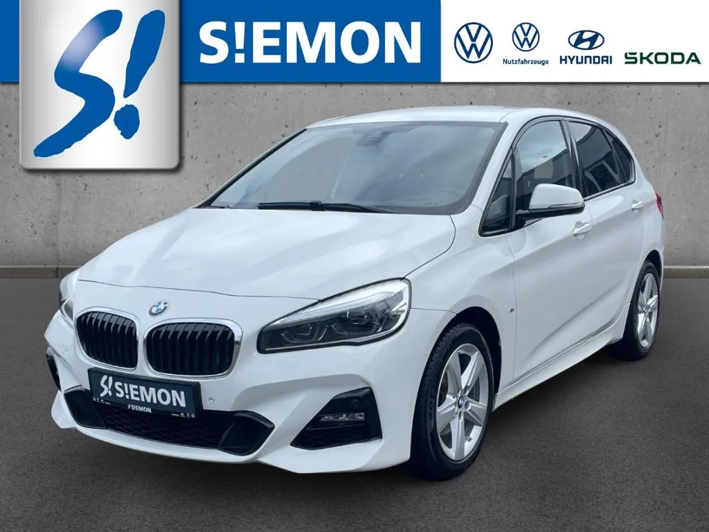 BMW 218