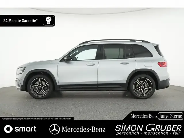 Mercedes-Benz GLB 220