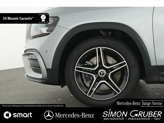 Mercedes-Benz GLB 220