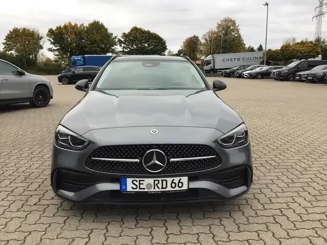 Mercedes-Benz C 220