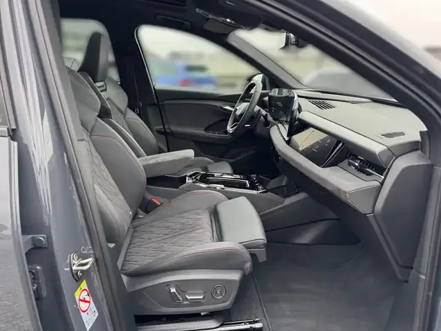 Audi SQ6