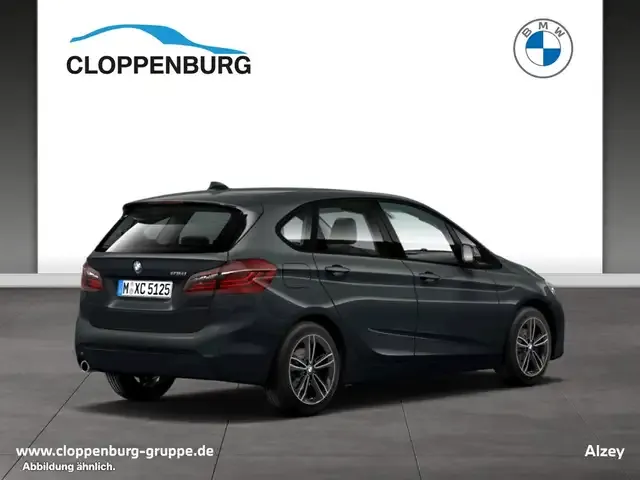 BMW 218